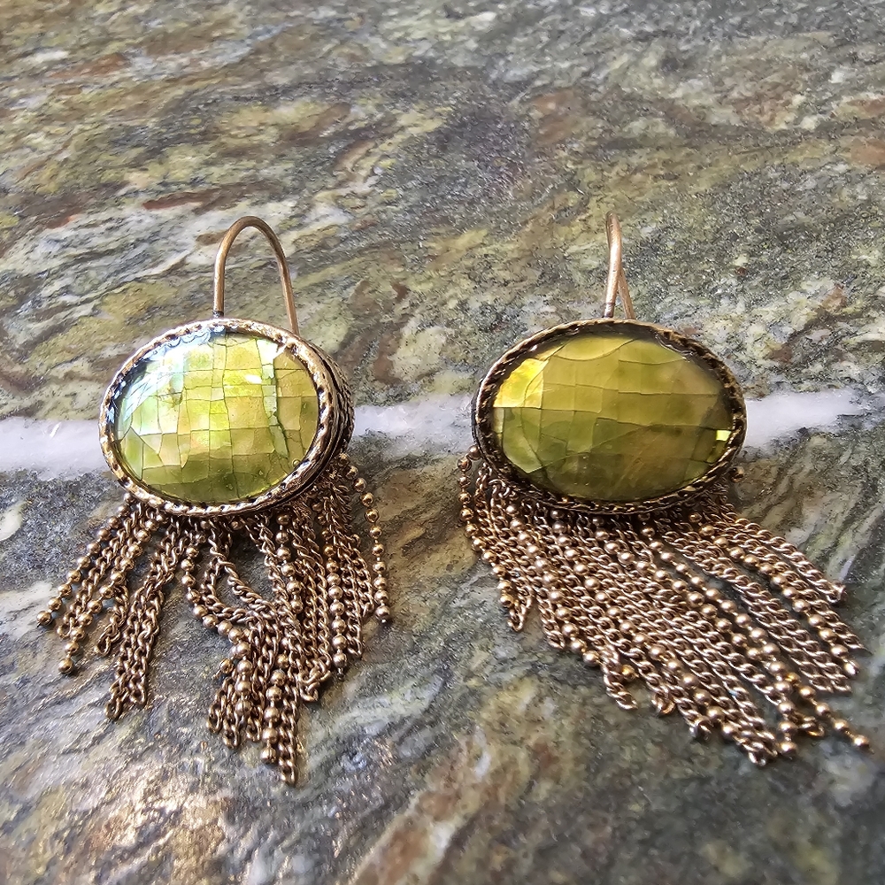 Earrings - Picture 1 of 1